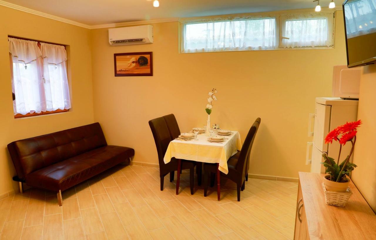 Jazmin Apartman Buzsák エクステリア 写真