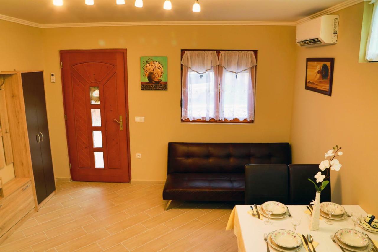 Jazmin Apartman Buzsák エクステリア 写真